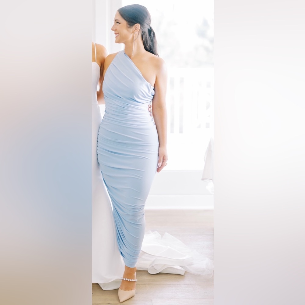 Norma Kamali- Diana Gown in color Celestial Blue
